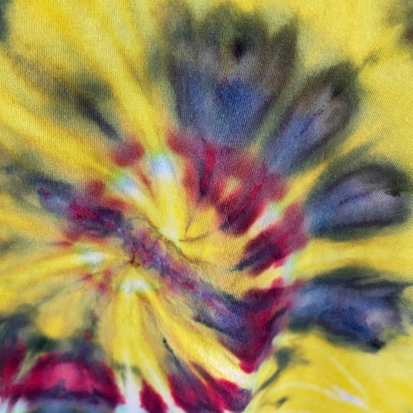 2 for $12 ⚜️ Unisex Tie Dye Yellow Brick Road Tee Shirt Adult Small - Picture 4 of 6